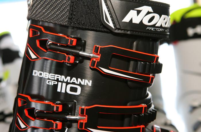 専用　ノルディカ NORDICA ドーベルマン DOBERMANN GP 110