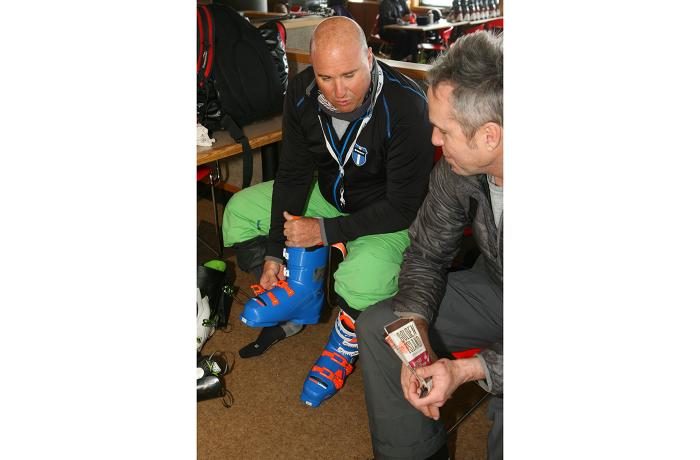 Jim Schaffner testing the 2017-18 Lange RS 130 at America's Best Bootfitters Boot Test